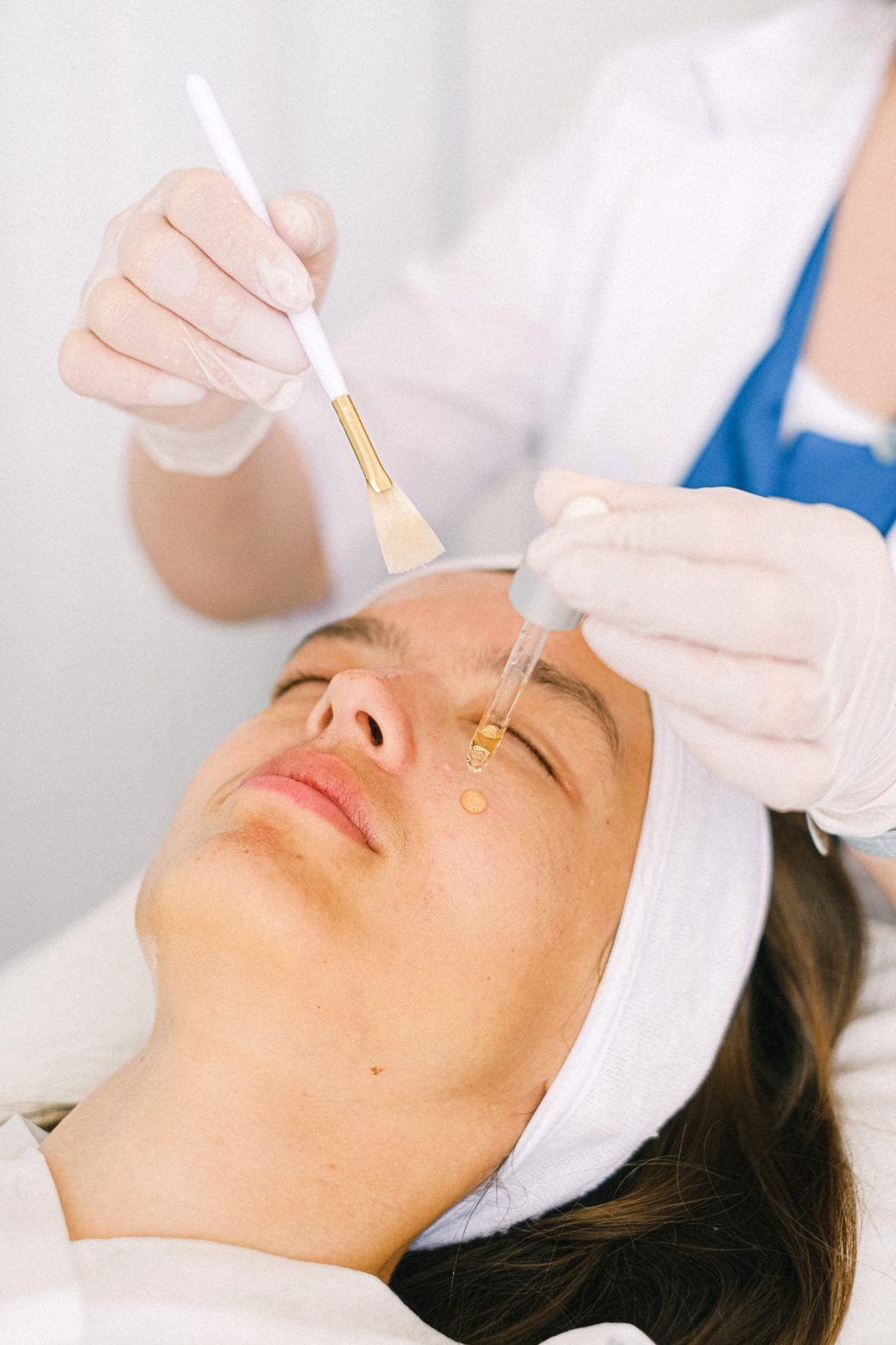 Facial de Limpieza Profunda con Tratamiento Antimanchas